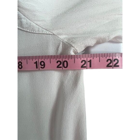 Silence & Noise Long Sleeve Sheer High Low Blouse. White. Size Small - Picture 11 of 15